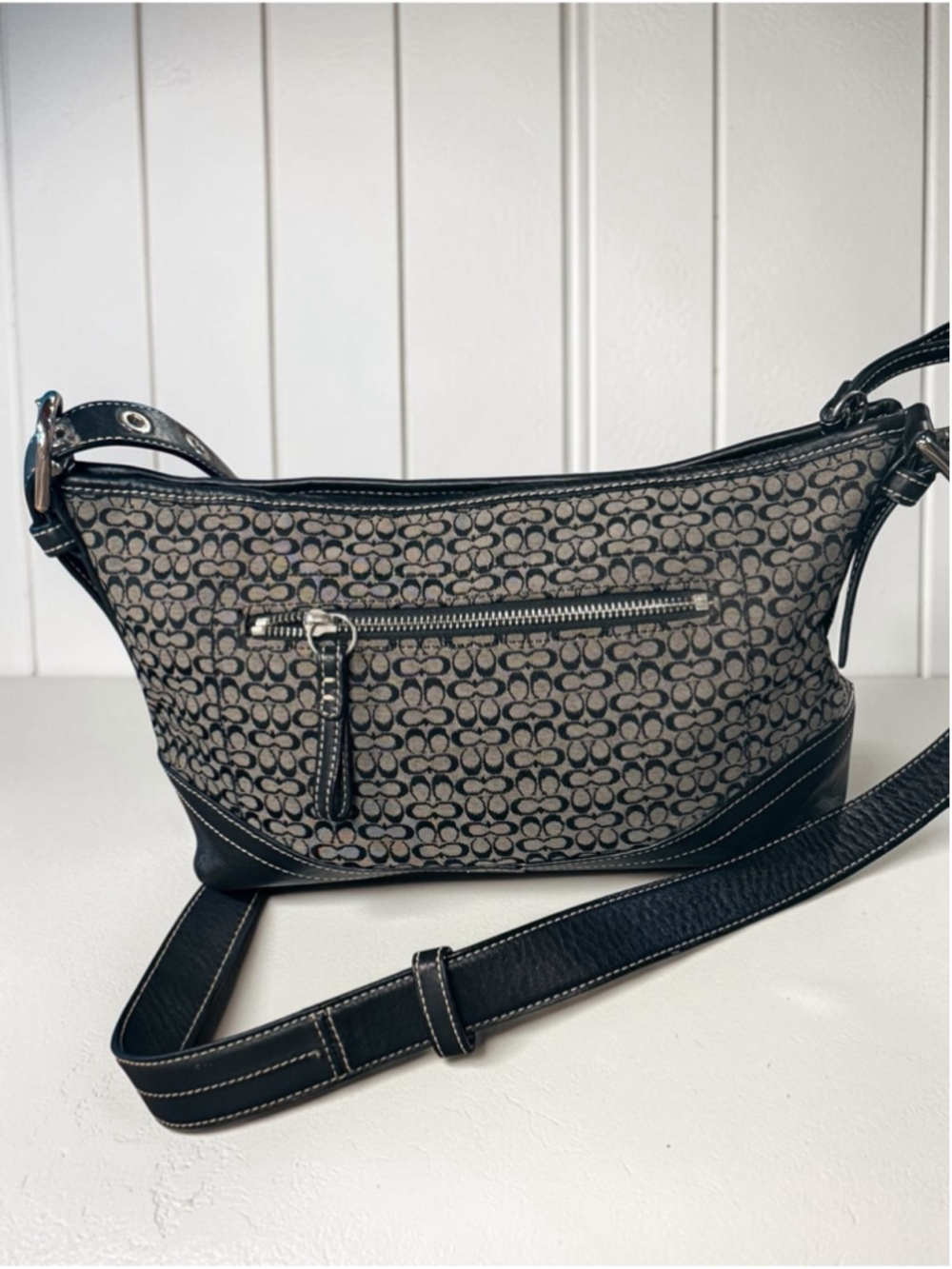 Y2K Coach Black Gray Signature C Jacquard Soho Hobo Shoulder Bag F10945 - Picture 2 of 16